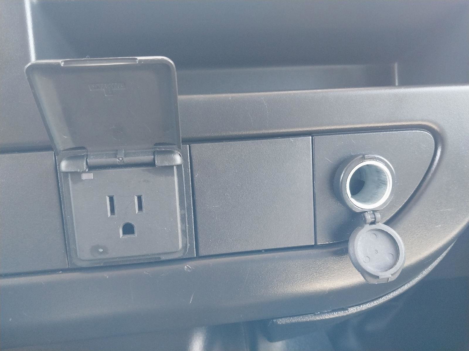 Used 2023 GMC Savana 3500 LS image 25