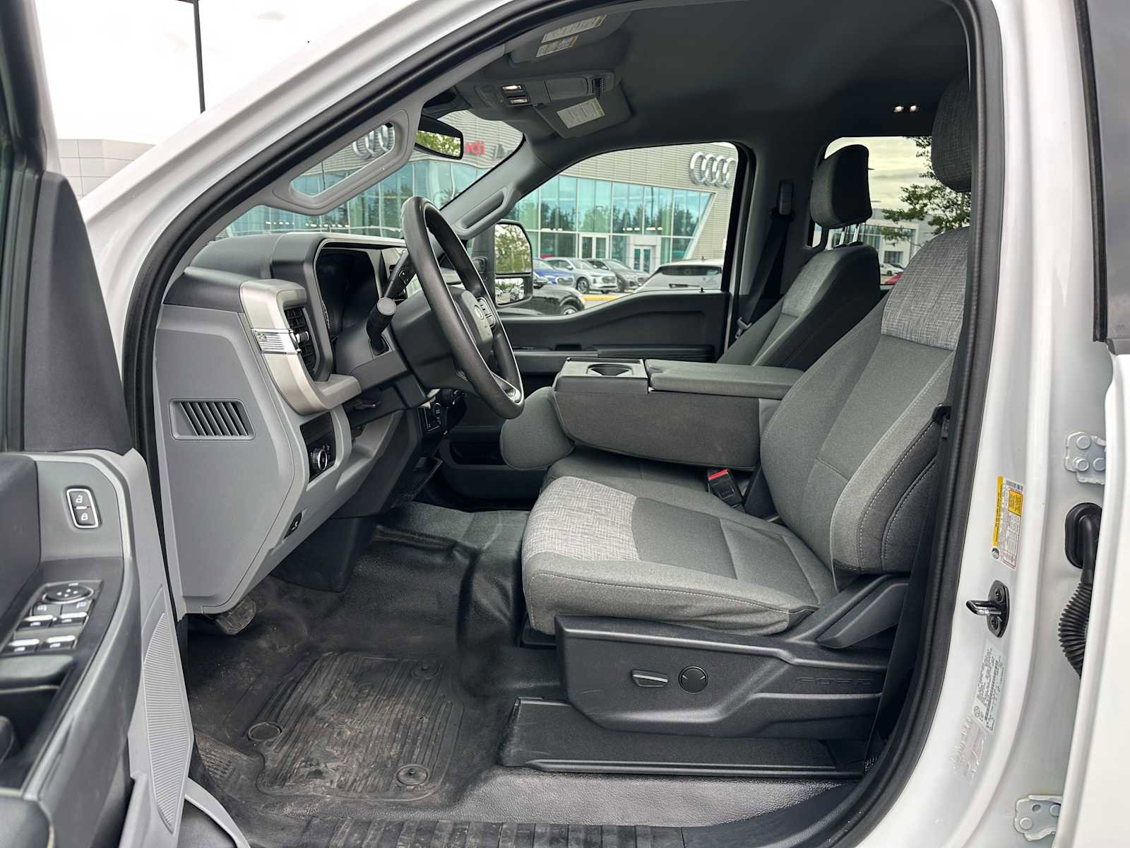 Used 2023 Ford F350 XLT image 20