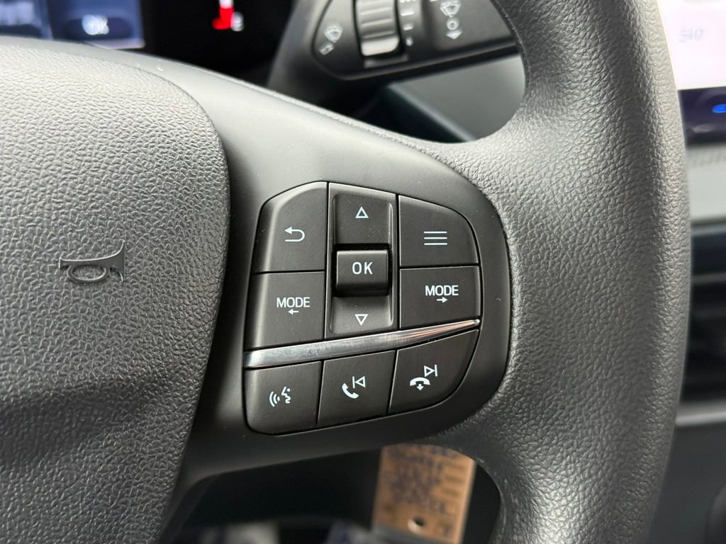 New 2025 Ford Maverick XL image 17