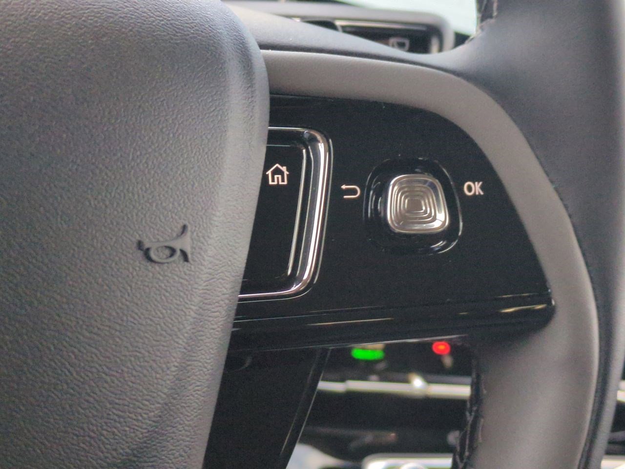 New 2026 Lincoln Corsair Premiere image 24