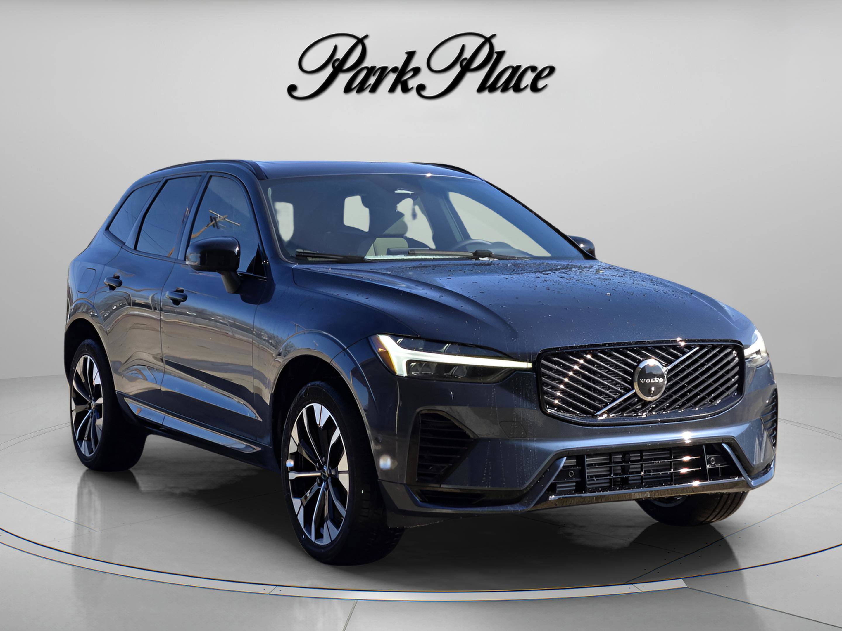 New 2026 Volvo XC60 T8 Plus w/ Protection Package Premier image 8