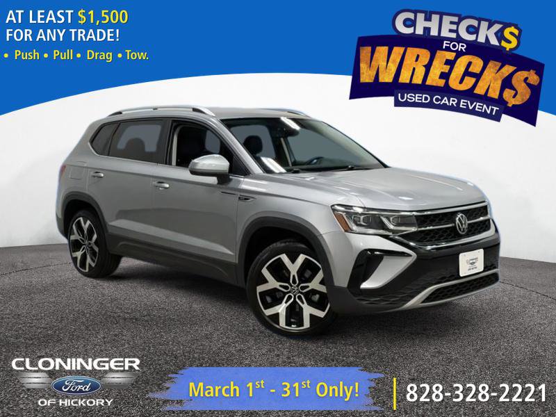 Used 2022 Volkswagen Taos SEL image 1