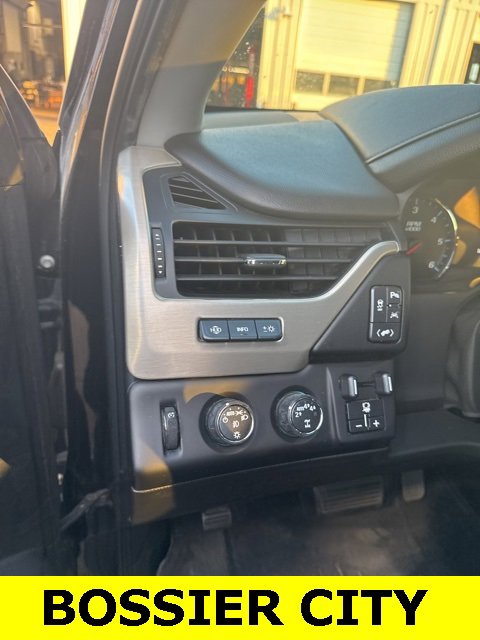 Used 2018 GMC Yukon Denali image 11