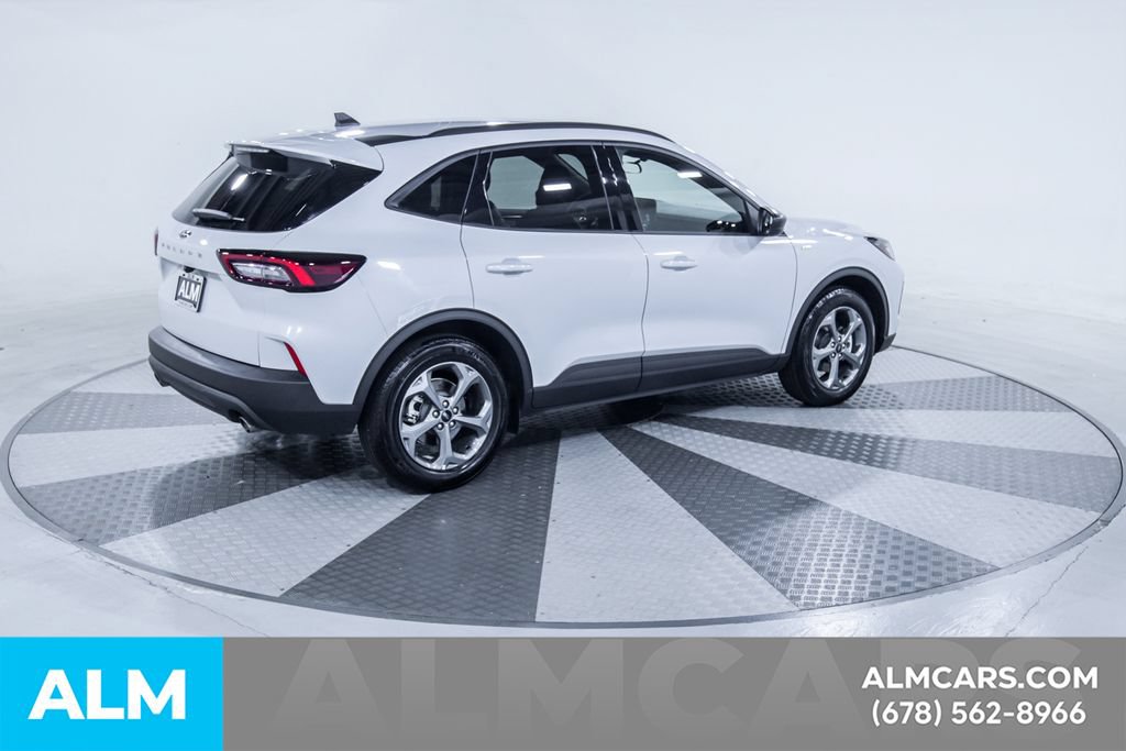 Used 2026 Ford Escape ST-Line FWD image 10