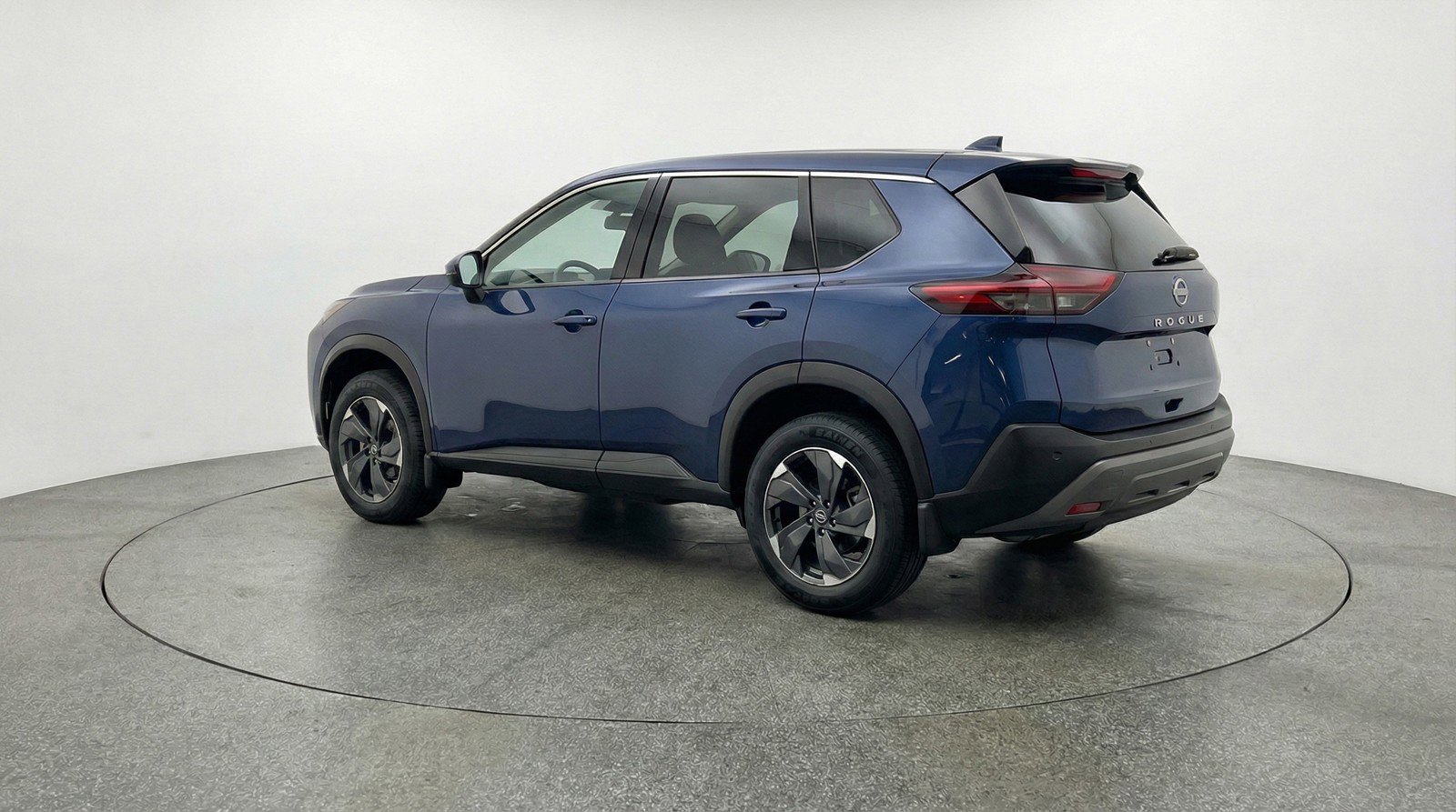 Used 2025 Nissan Rogue SV image 6