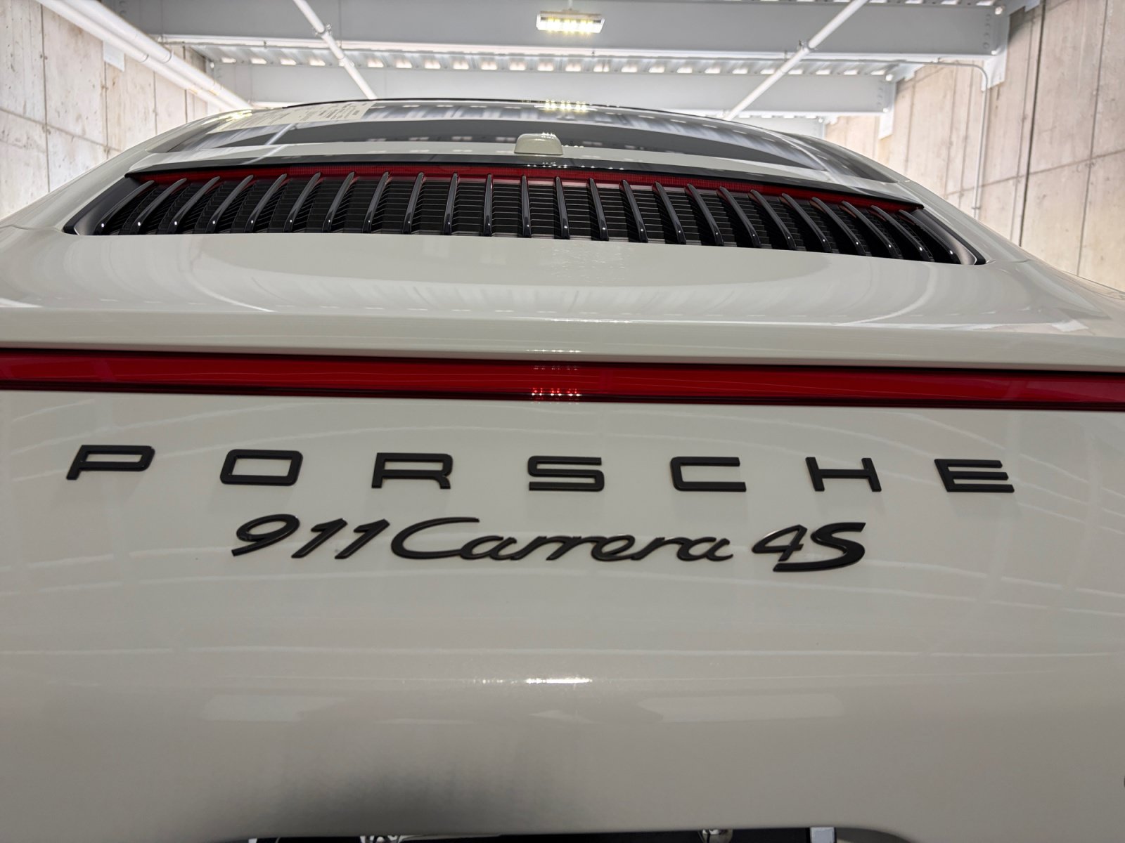 Certified 2019 Porsche 911 Carrera 4S AWD/4WD image 15
