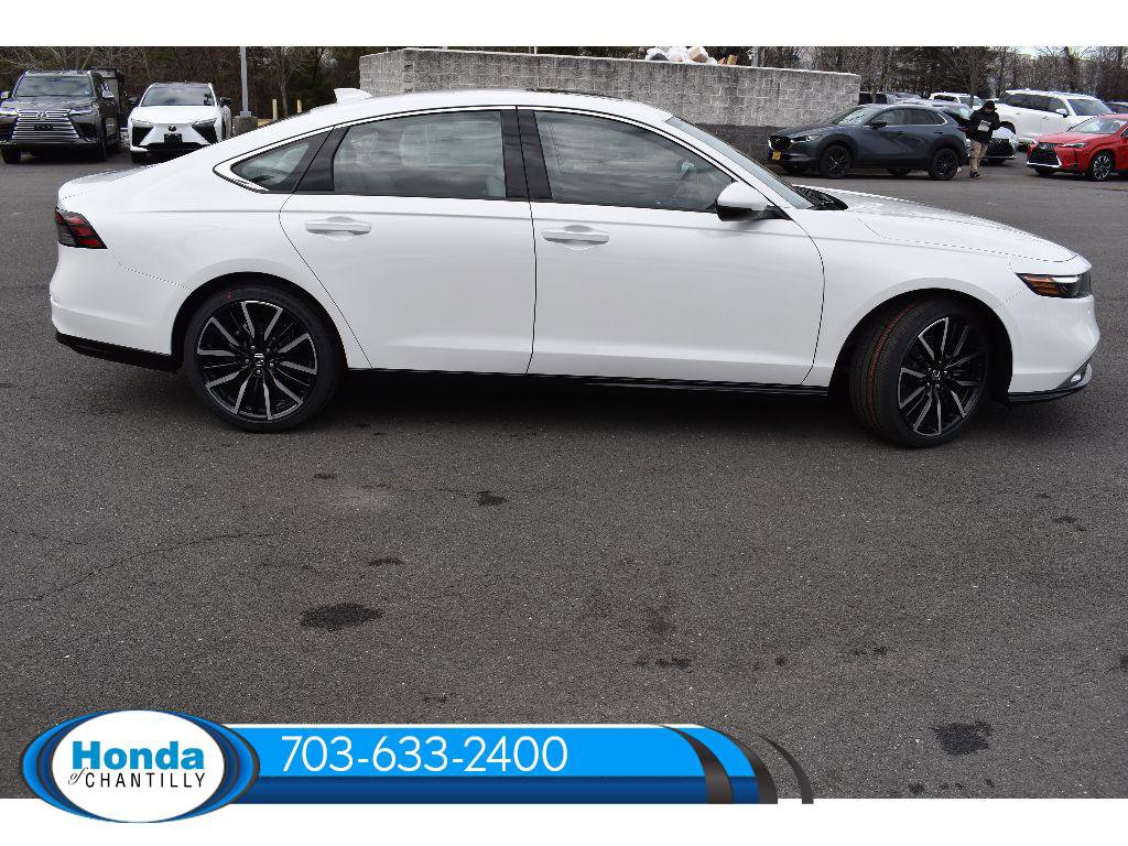 New 2026 Honda Accord Hybrid Touring image 8