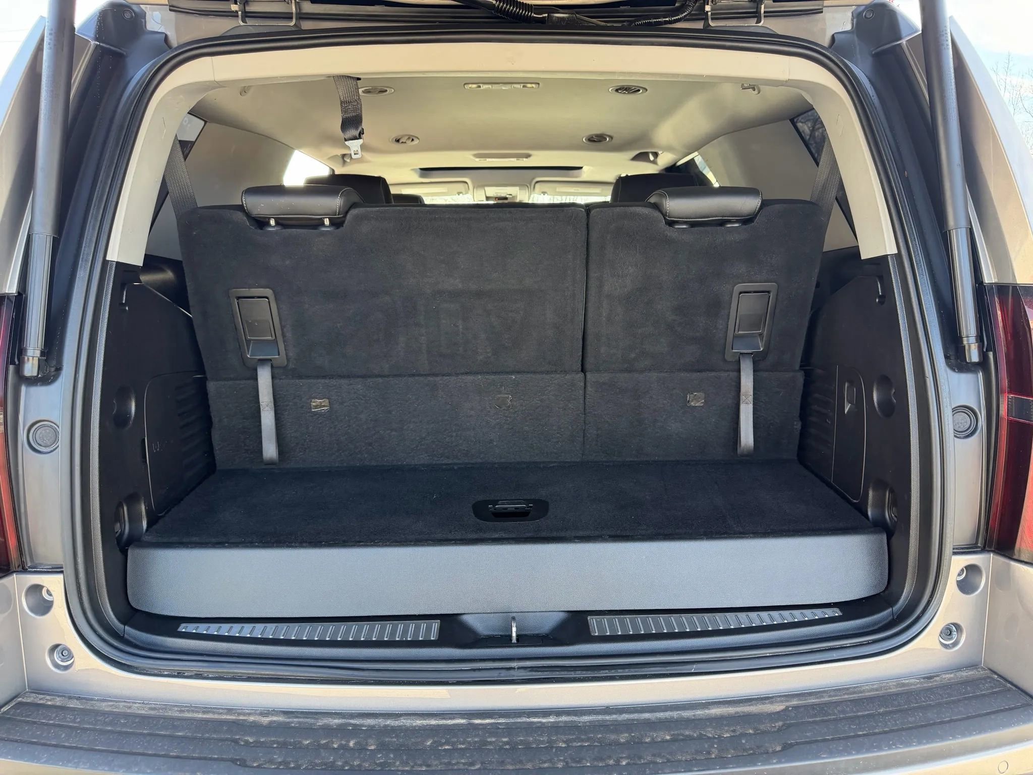 Used 2018 Chevrolet Tahoe LT image 13
