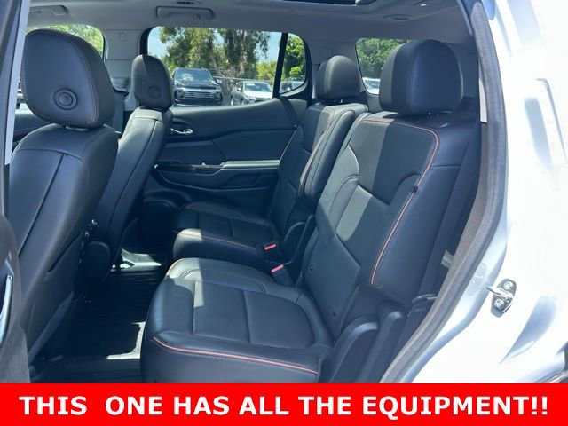 Used 2023 GMC Acadia AT4 w/ Technology Package AWD/4WD image 15