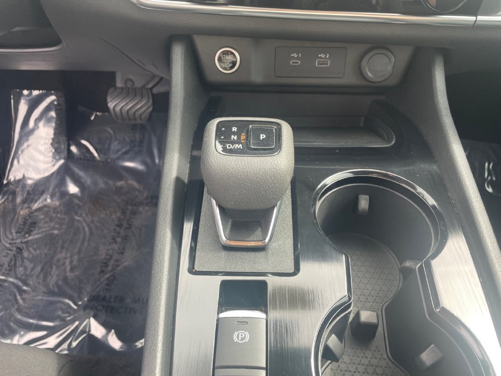 Used 2023 Nissan Rogue S AWD/4WD image 25