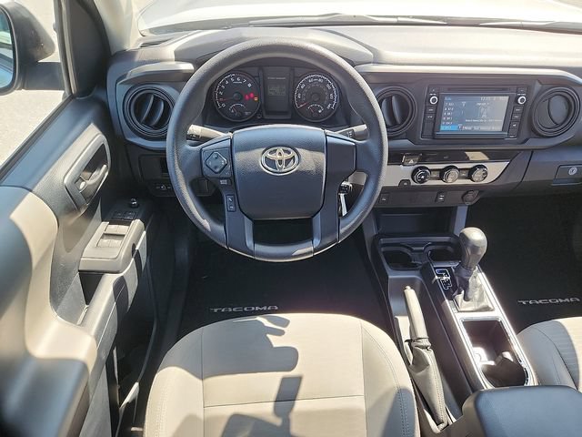 Used 2016 Toyota Tacoma SR w/ SR Convenience Package RWD image 11