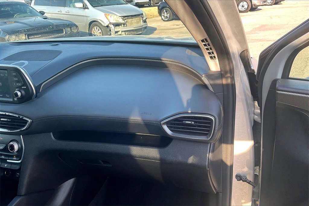 Used 2019 Hyundai Santa Fe SEL image 15
