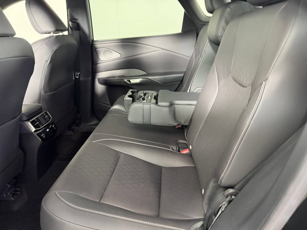 Used 2024 Lexus RX 350 Premium Plus w/ Cold Area Package FWD image 25