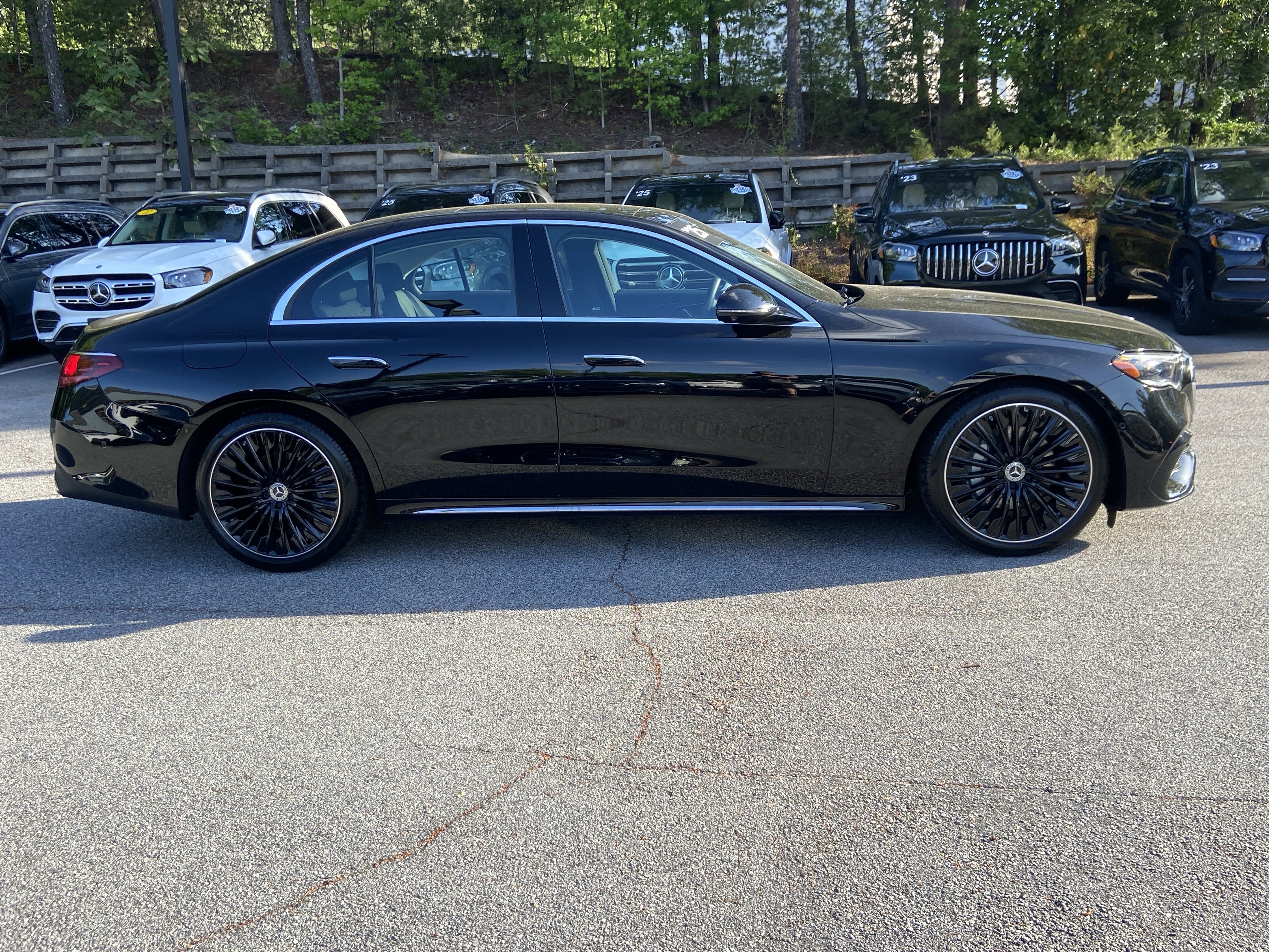 Certified 2025 Mercedes-Benz E 350 4MATIC Sedan image 5