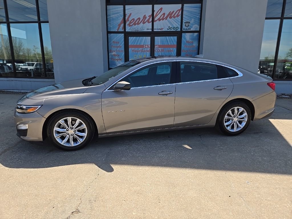 Used 2024 Chevrolet Malibu LT FWD image 4