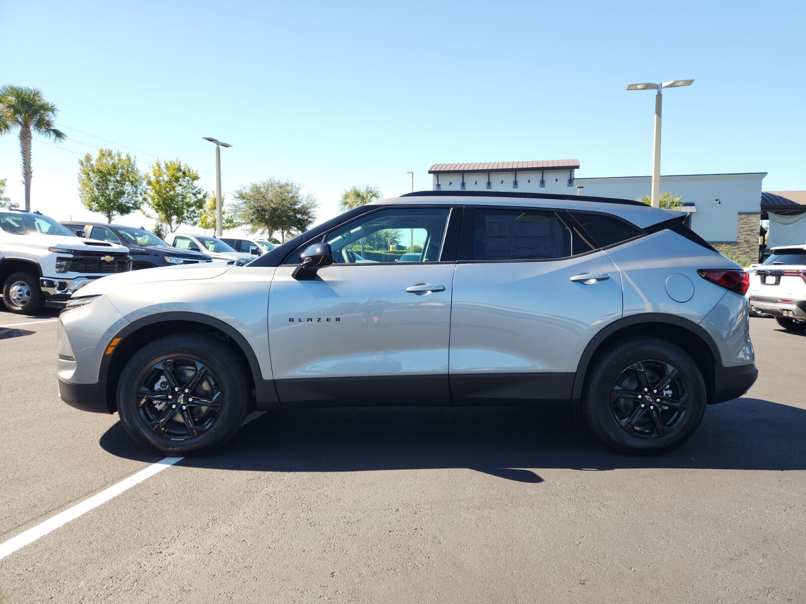New 2025 Chevrolet Blazer LT w/ Midnight/Sport Edition image 3