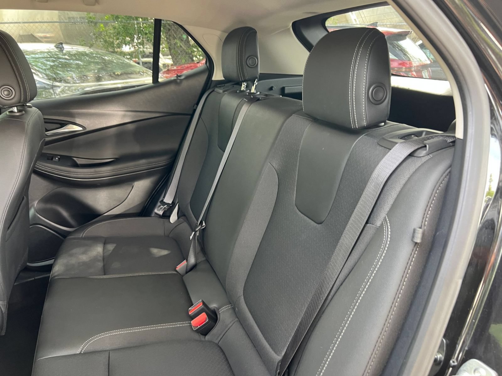 Used 2025 Buick Encore GX Preferred FWD image 37