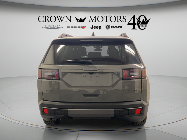 New 2027 Jeep Cherokee Laredo AWD/4WD image 4
