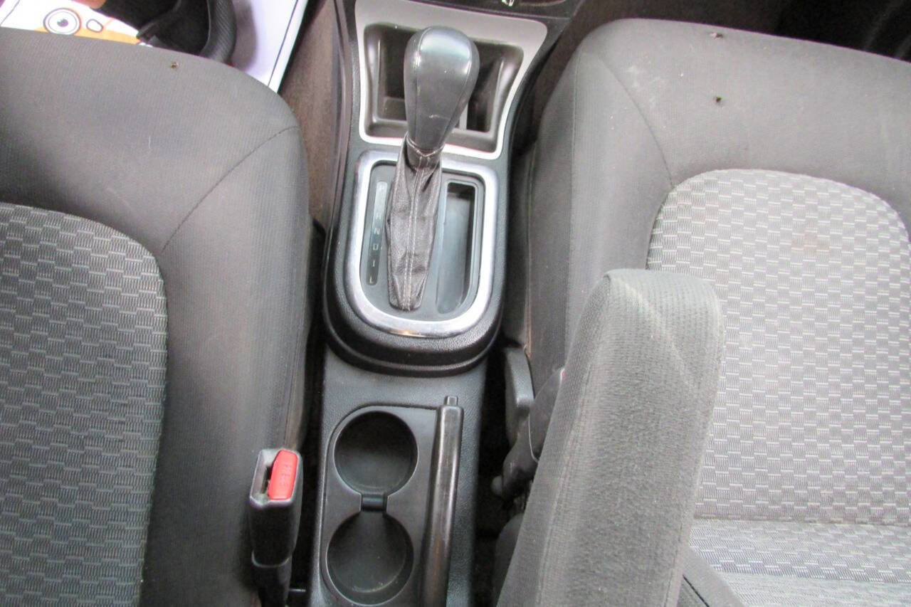 Used 2009 Chevrolet HHR LS image 32