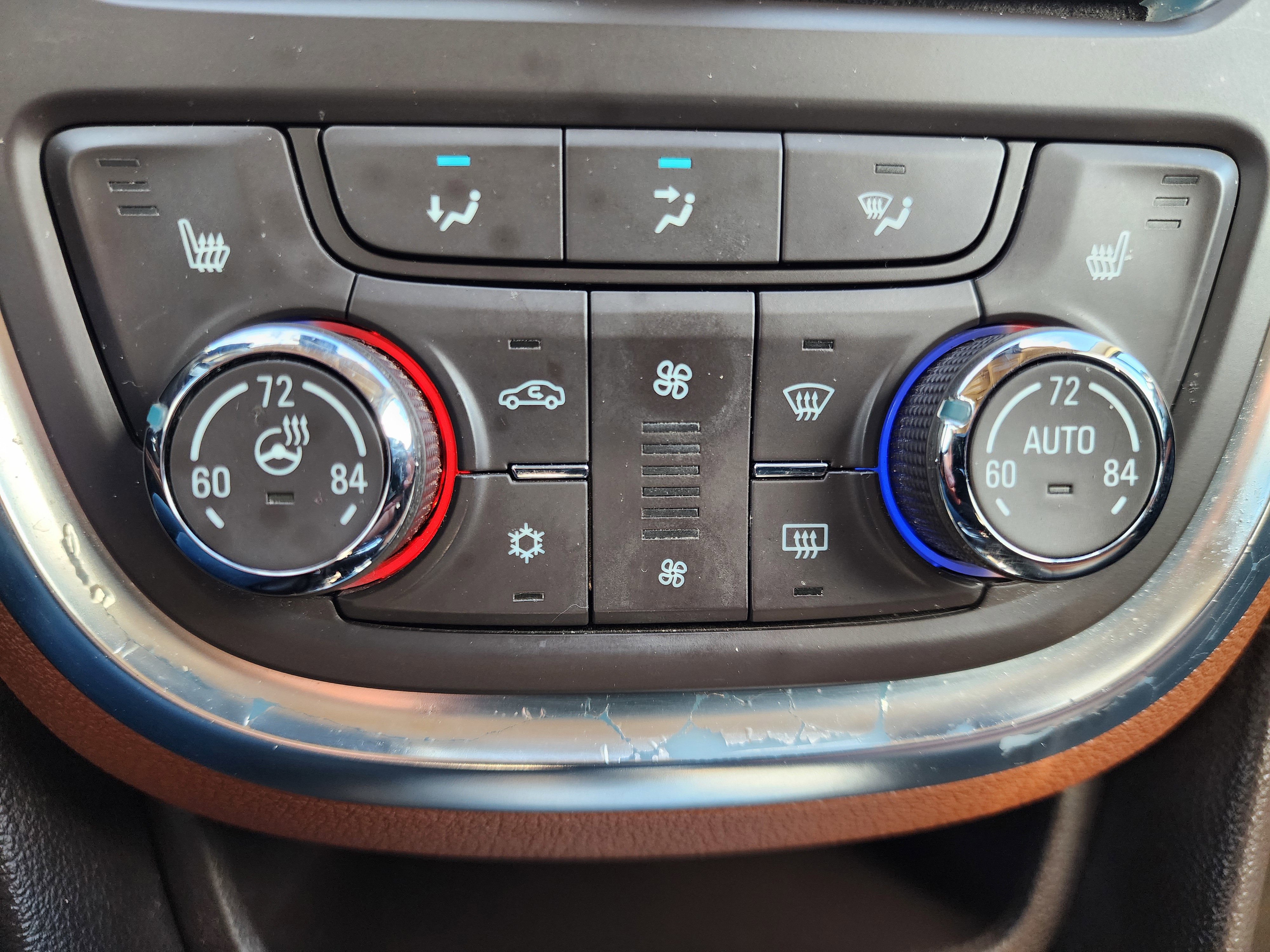 Used 2016 Buick Encore Leather w/ Experience Buick Package image 26