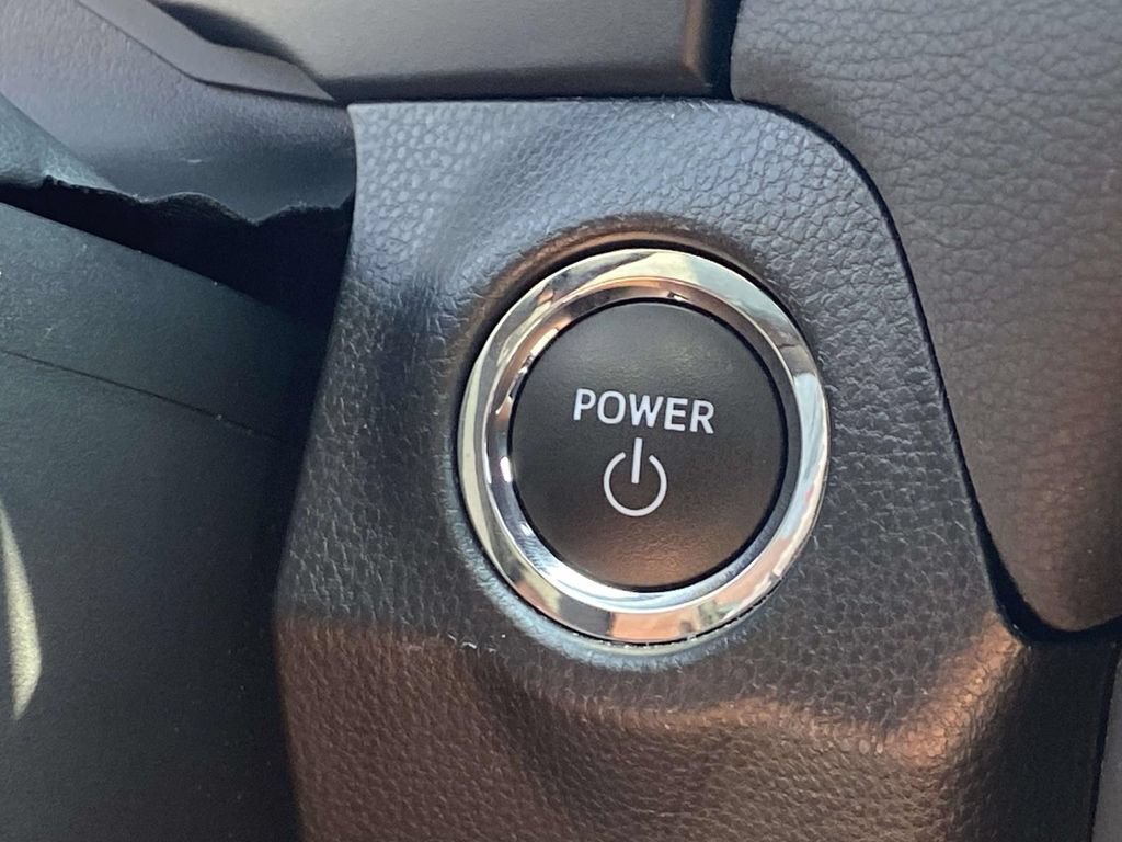 Used 2024 Toyota RAV4 SE w/ Convenience Package AWD/4WD image 32