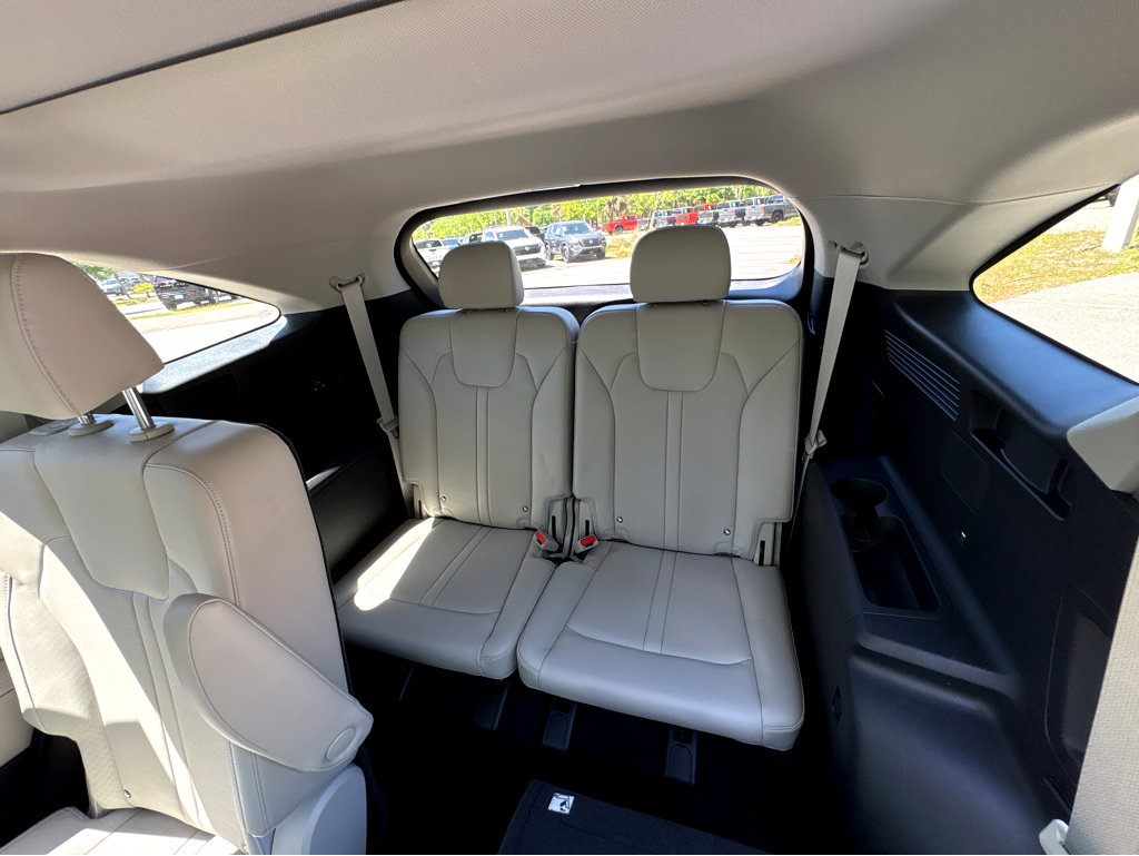 Used 2024 Kia Sorento EX w/ Panoramic Sunroof Package image 46