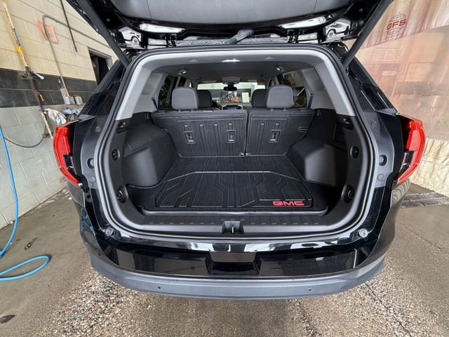 Certified 2023 GMC Terrain SLE w/ Driver Convenience Package AWD/4WD image 24