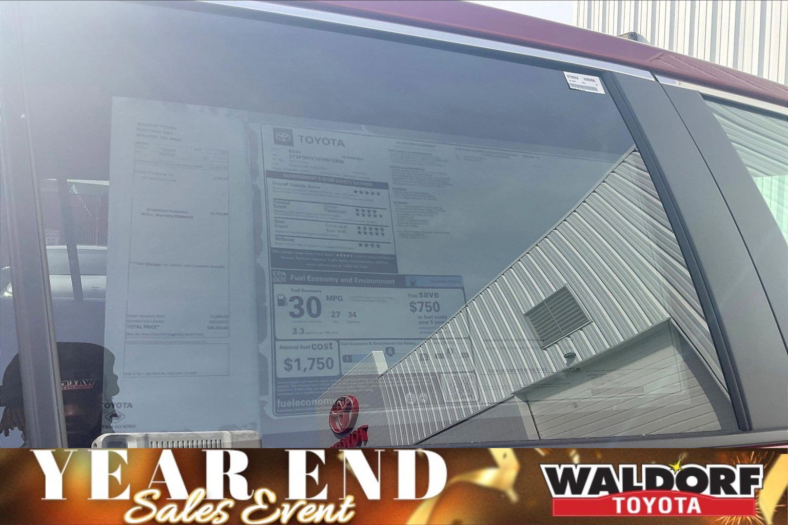 New 2025 Toyota RAV4 LE image 18