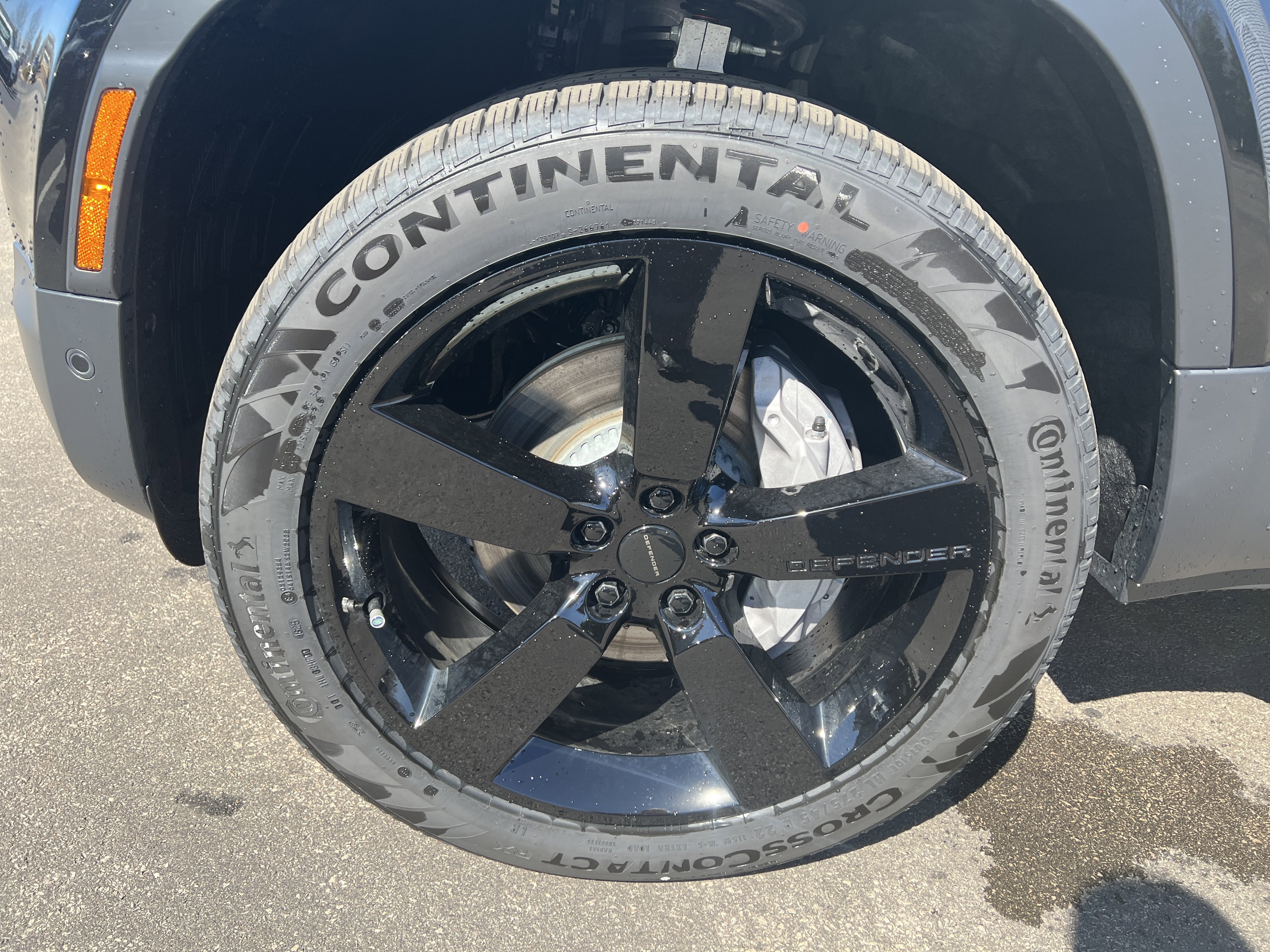 New 2026 Land Rover Defender 130 S image 6