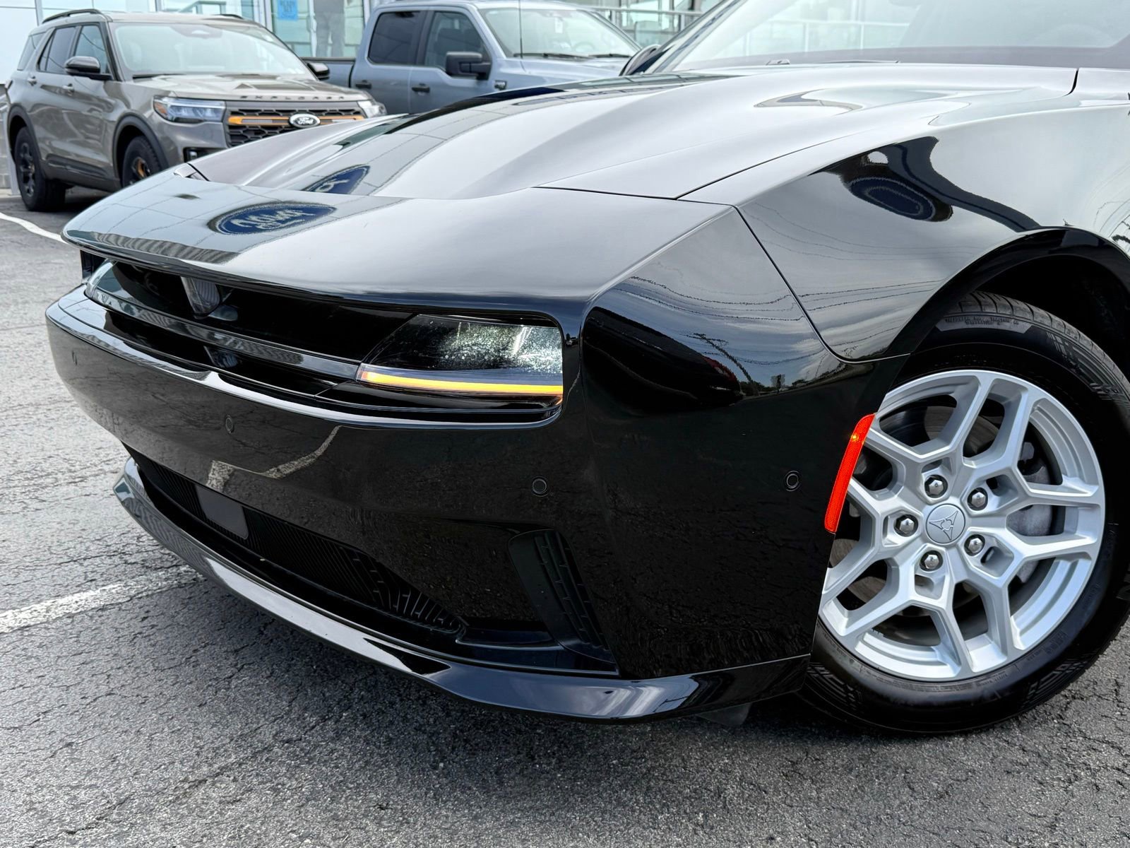 Used 2025 Dodge Charger Daytona R/T w/ Quick Order Package 25M R/T AWD/4WD image 44
