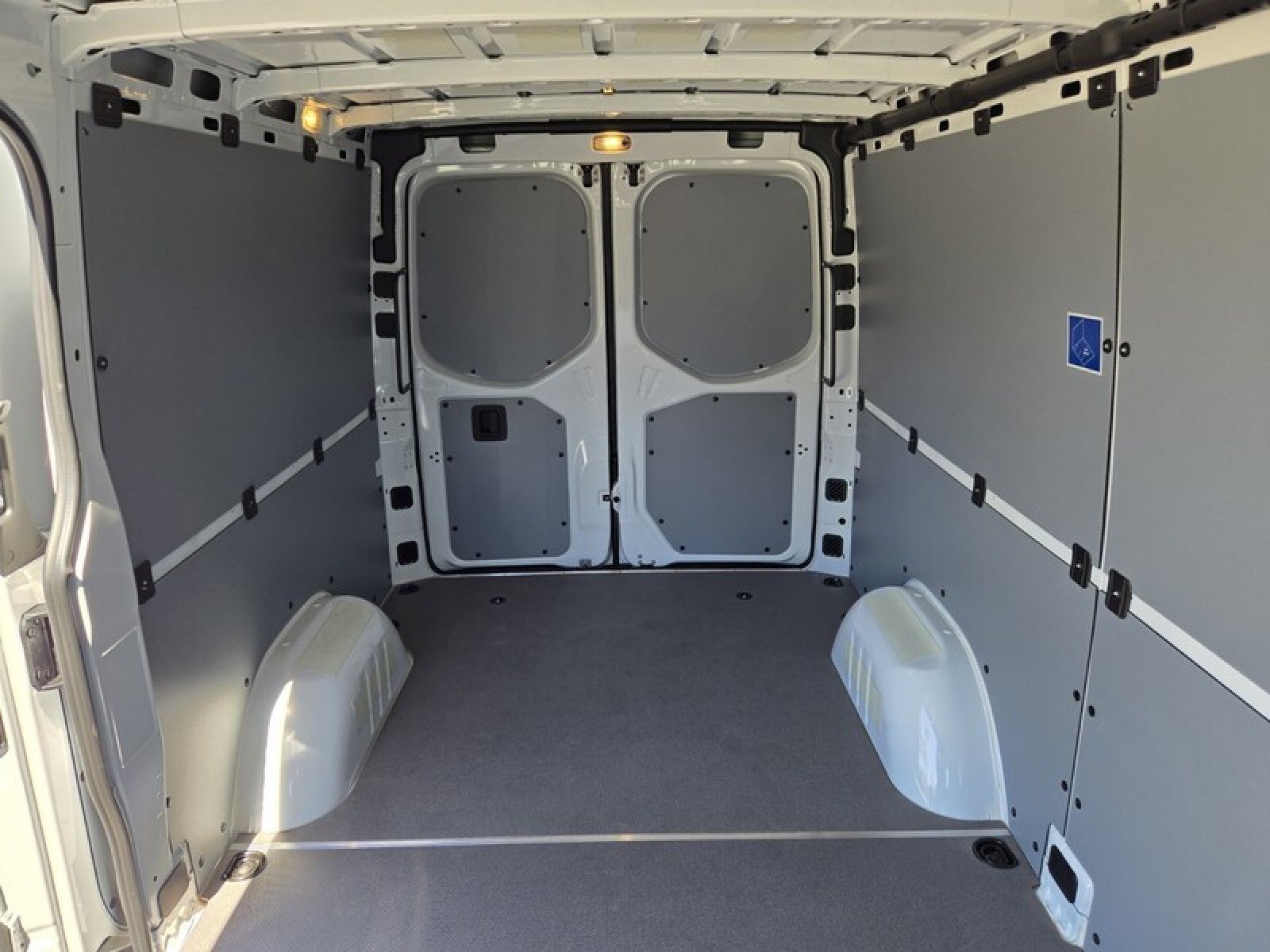 New 2025 Mercedes-Benz Sprinter 2500 image 17