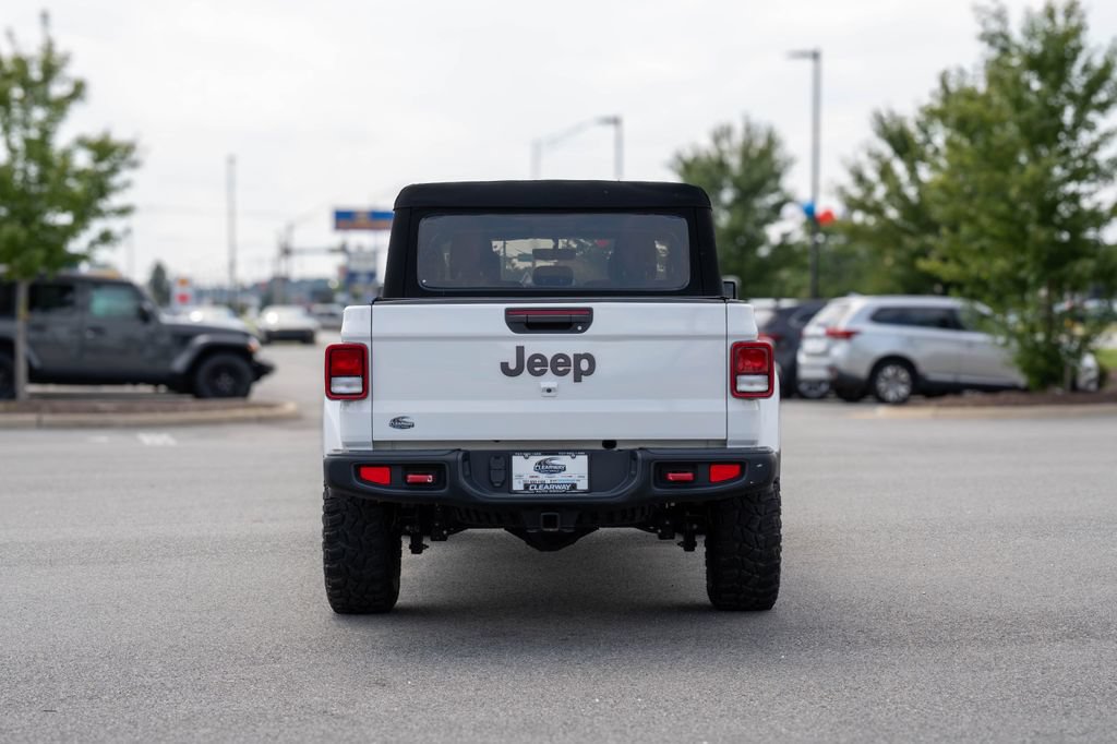 Used 2023 Jeep Gladiator Rubicon w/ Cold Weather Group AWD/4WD image 4