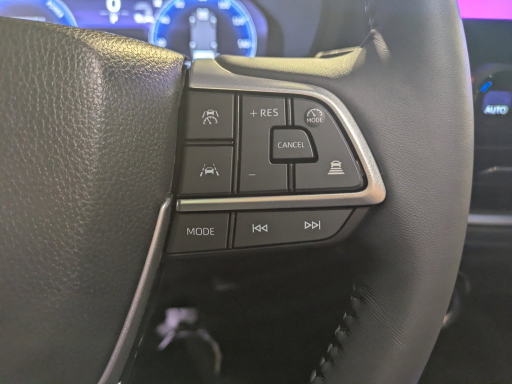 Used 2026 Toyota Grand Highlander AWD Hybrid image 23