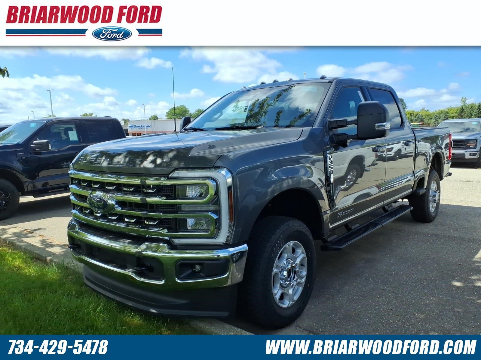 New 2026 Ford F350 XLT w/ XLT Premium Package AWD/4WD image 1