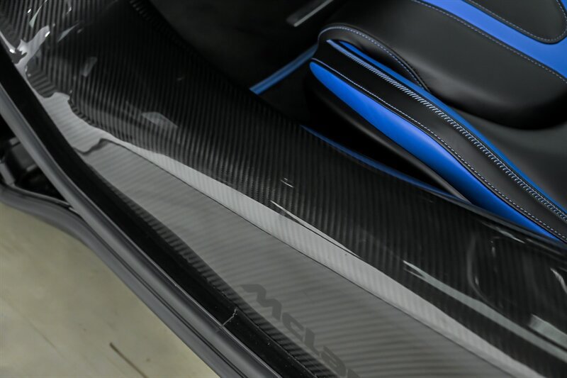 Used 2019 McLaren 720S Performance RWD image 29