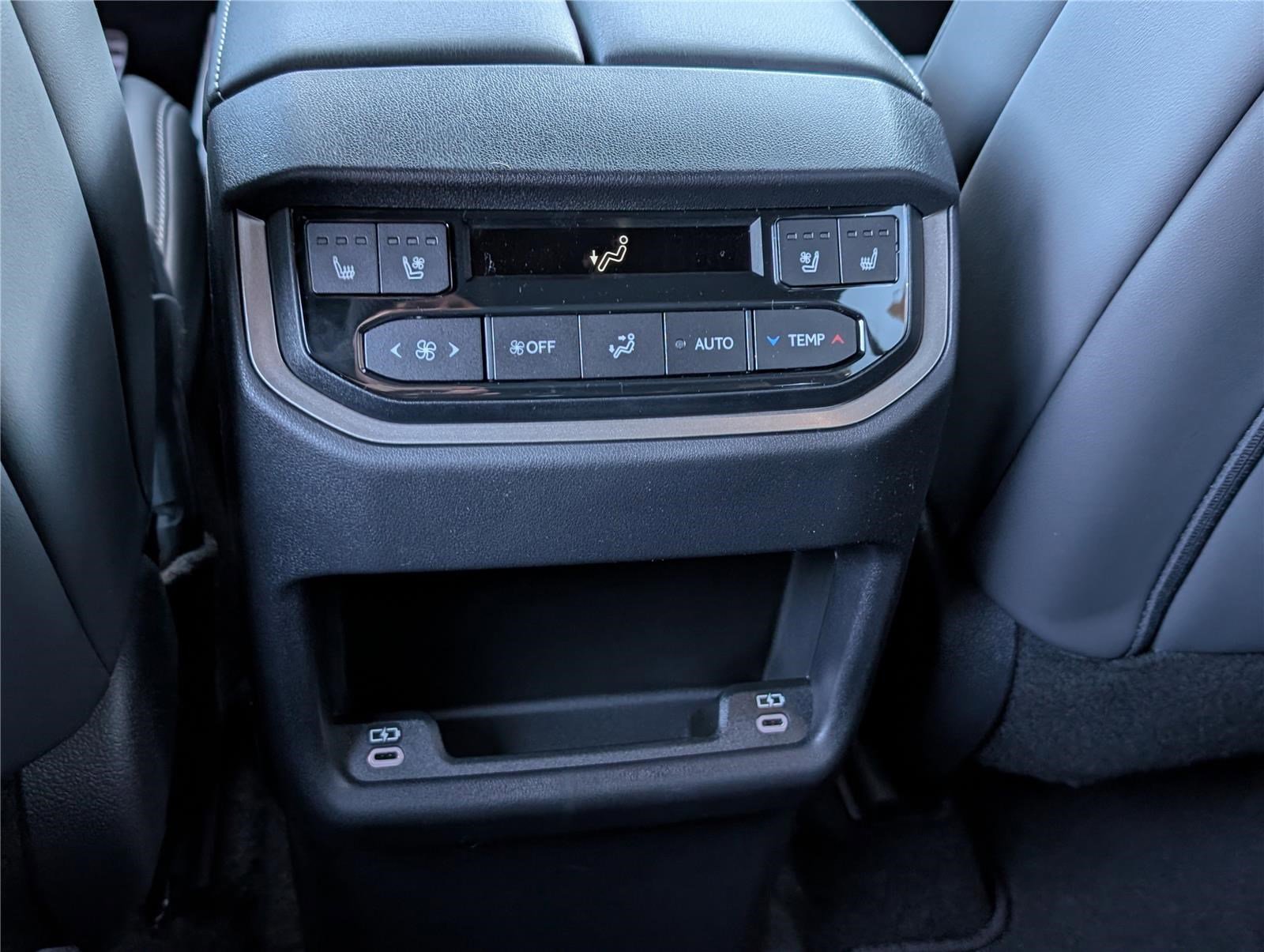 New 2026 Lexus TX 500h AWD image 16