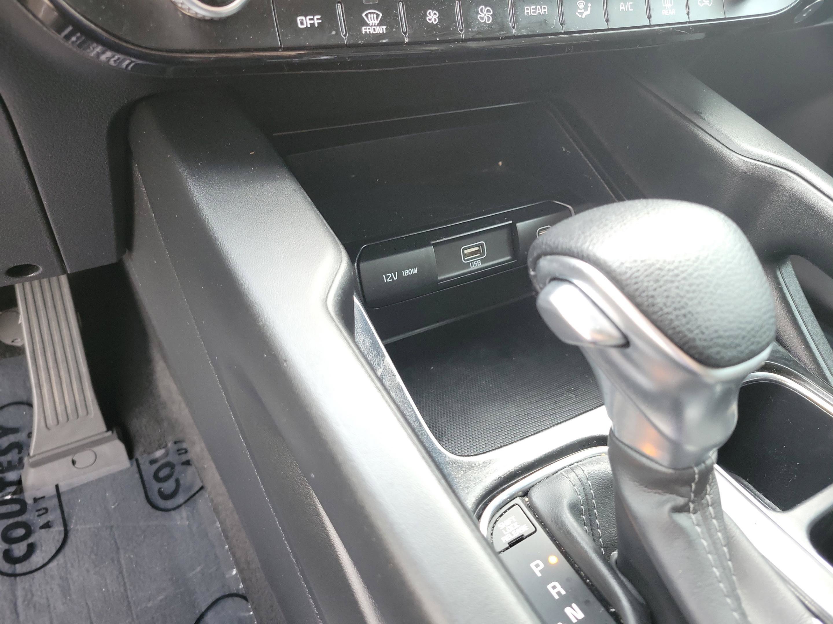 Used 2023 Kia Telluride LX FWD image 28