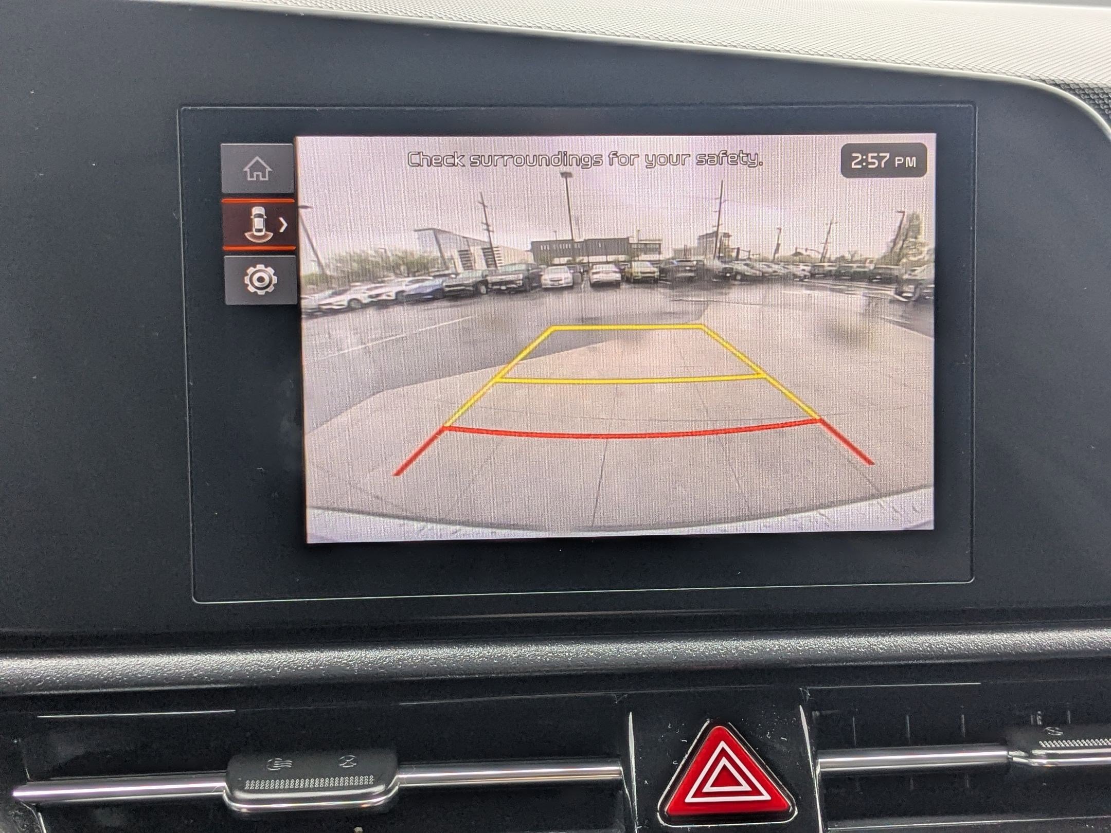 Used 2025 Kia Niro LX FWD image 25