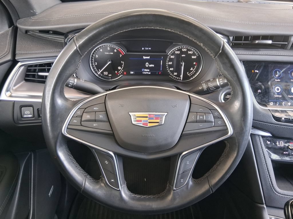 Used 2024 Cadillac XT5 Luxury w/ LPO, Floor Liner Package FWD image 10