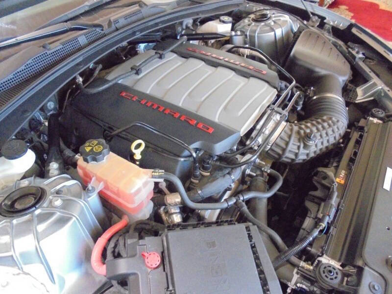 Used 2023 Chevrolet Camaro LT w/ Technology Package image 39