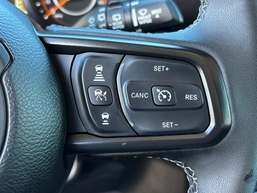 Used 2025 Jeep Wrangler Unlimited Rubicon image 17