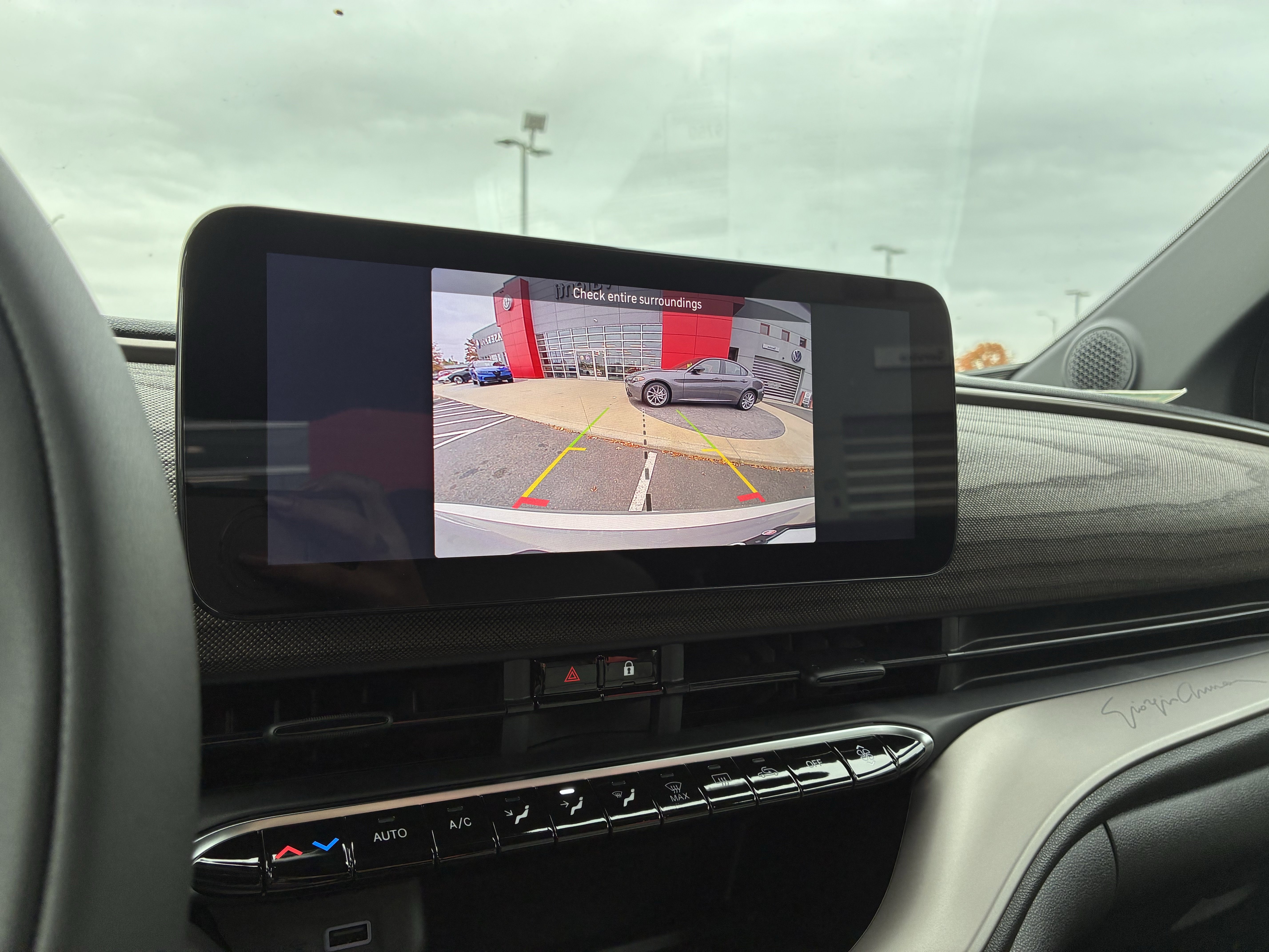 New 2025 FIAT 500 e image 17