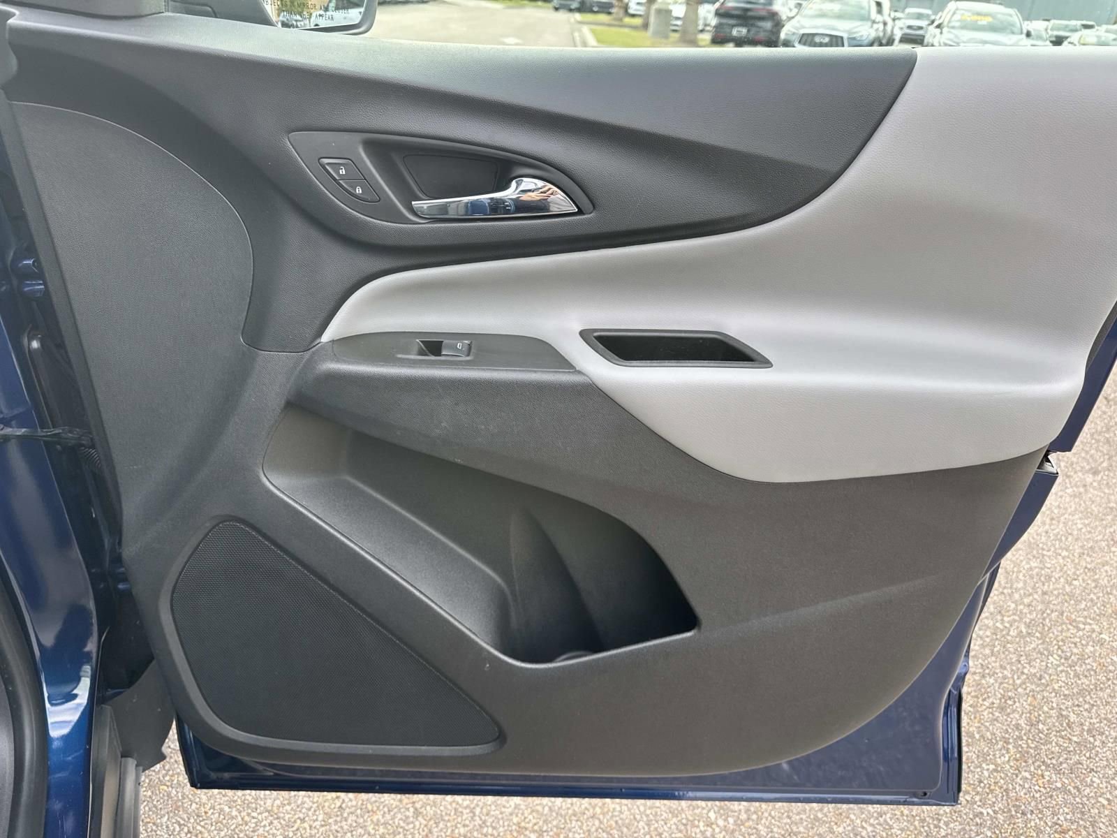 Used 2022 Chevrolet Equinox LT FWD image 14