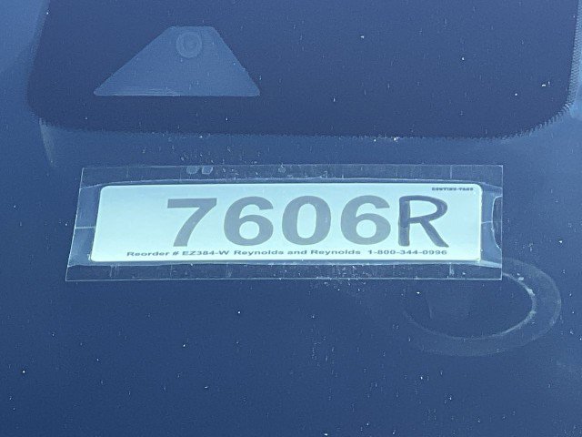 Used 2025 Chevrolet Trax LT w/ LT Convenience Package image 33