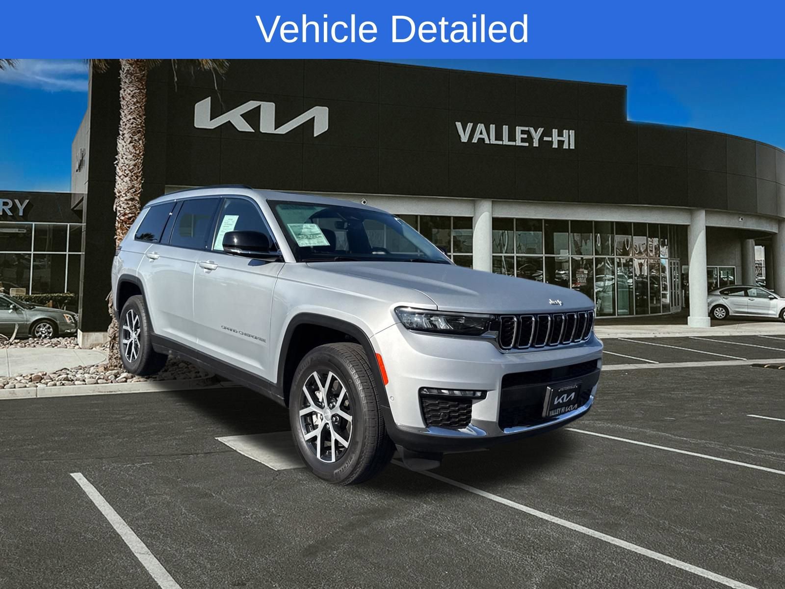 Used 2024 Jeep Grand Cherokee L Limited w/ Luxury Tech Group II image 2