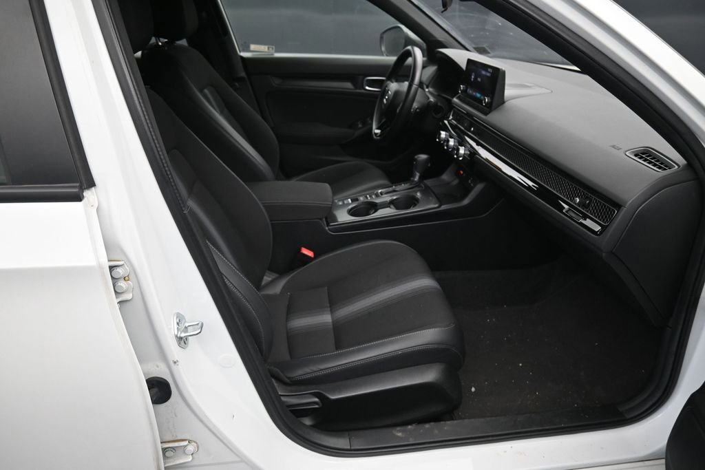 Used 2023 Honda Civic Sport image 10