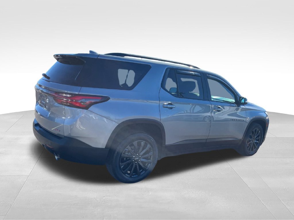 Used 2023 Chevrolet Traverse RS AWD/4WD image 5
