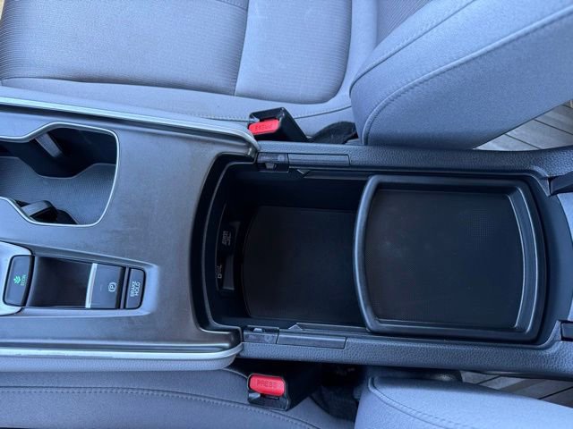 Used 2020 Honda Accord EX image 32