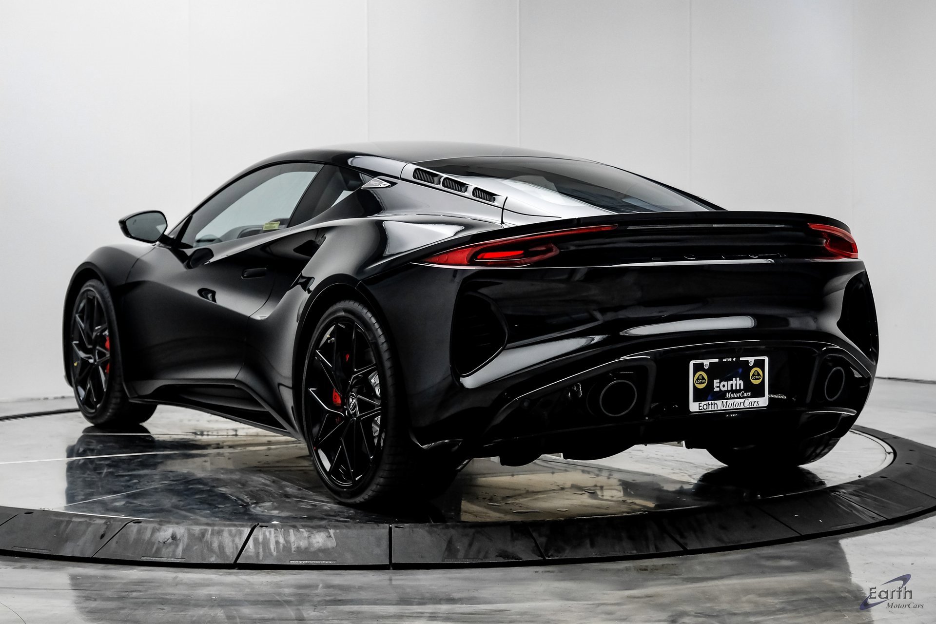 New 2026 Lotus Emira SE image 10