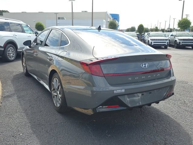 Certified 2022 Hyundai Sonata SEL w/ Convenience Package FWD image 3